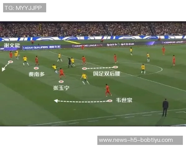 泰山队第72分钟进攻失误谢文能传中直接飞出底线引发球迷失望