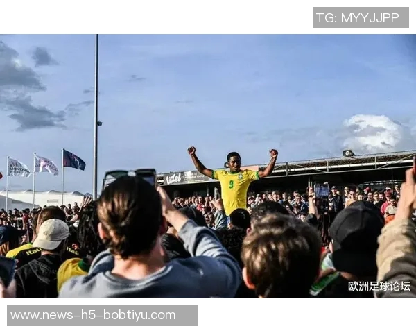 卡瓦略渴望更多出场机会冬窗计划尽快离开布伦特福德