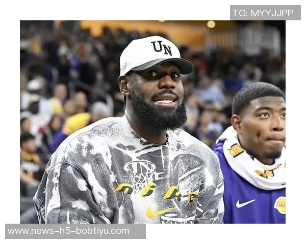 弗莱幽默回应詹姆斯派对邀请担心缺席会影响交易前景