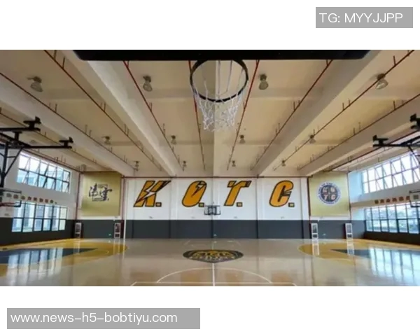 火箭五锋阵容接近篮球理想状态换防能力强大无比