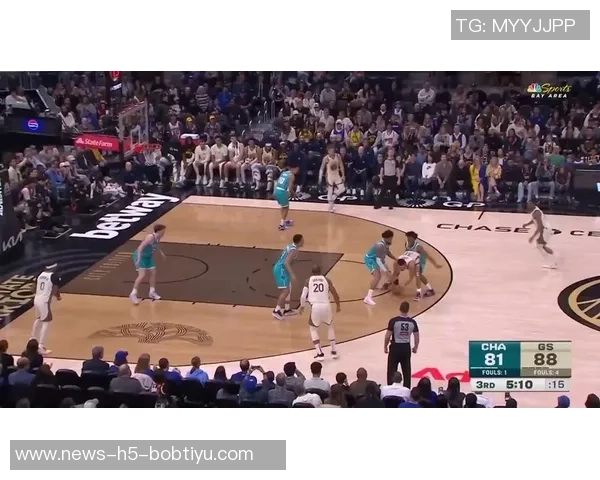 梅尔顿分享与库里搭档感受强调利用库里吸引防守的重要性